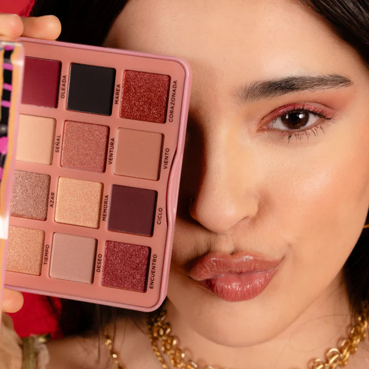 Paleta de Sombras Destino Yuya