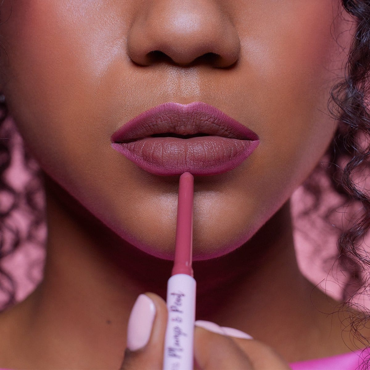 Delineador De Labios Plump & Pout Beauty Creations